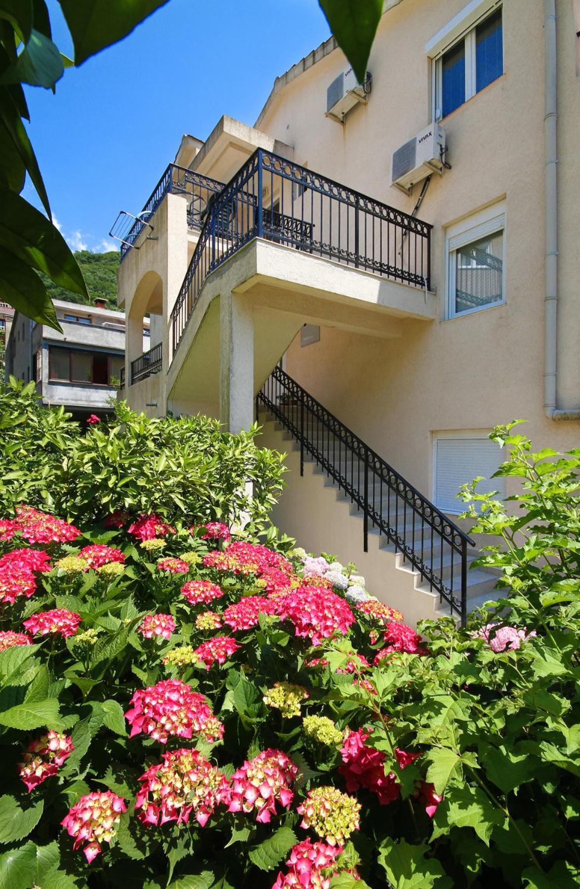 Apartments Raicevic Budva Eksteriør bilde