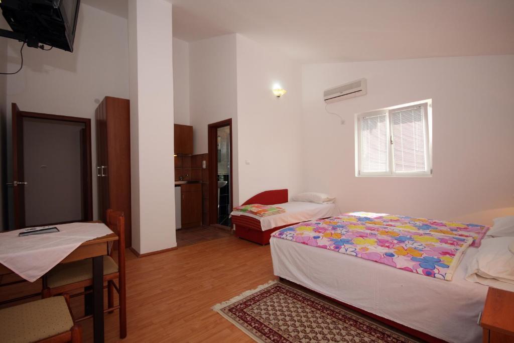 Apartments Raicevic Budva Rom bilde